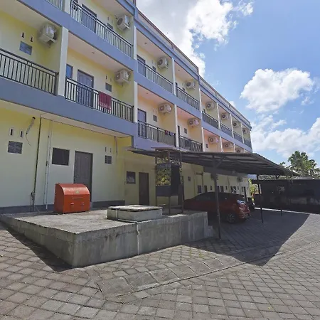 Oyo Life 90675 Ld Residence